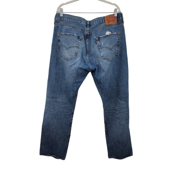 Levis 501 Men's Destroyed Medium Wash Button Fly Jeans Size 36 X 30‎ - Picture 2 of 9